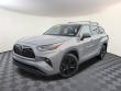 Used 2022 Toyota Highlander Hybrid XLE Bronze SUV