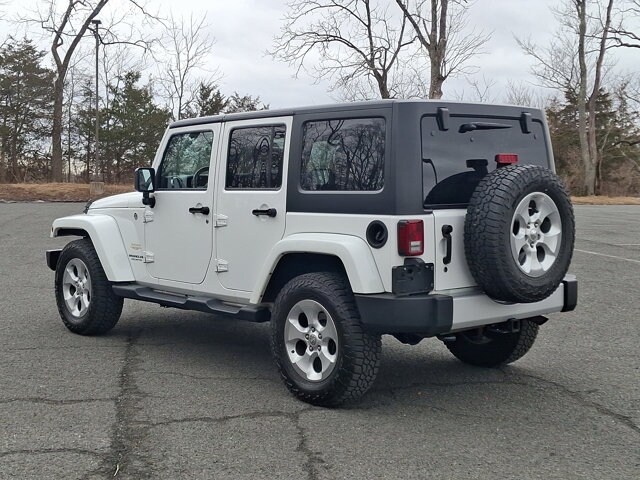 2014 Jeep Wrangler Unlimited Sahara photo 4