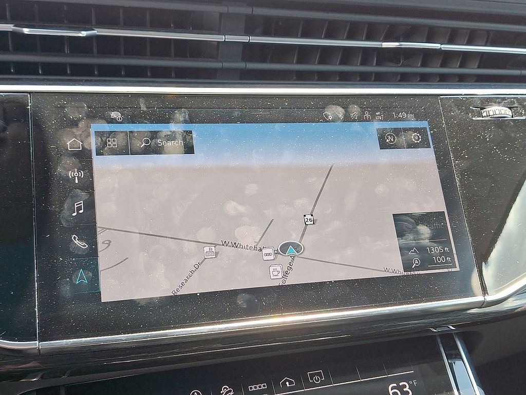 2024 Audi Q7 55 Premium Plus photo 3