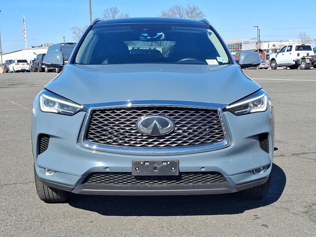 2022 Infiniti QX50 Essential photo 2