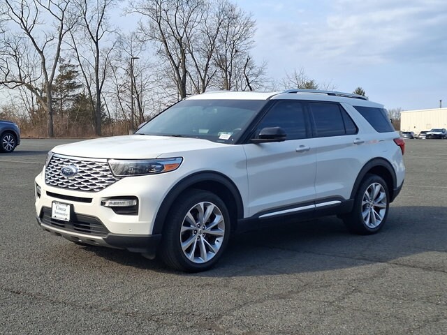 2023 Ford Explorer Platinum photo 3