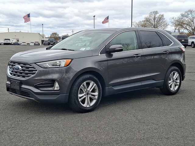 2020 Ford Edge SEL photo 3