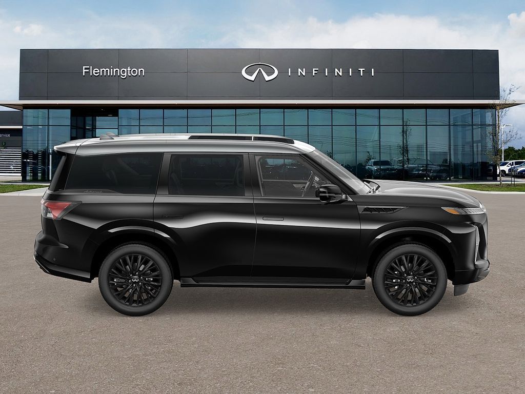 2026 Infiniti QX80 photo 2
