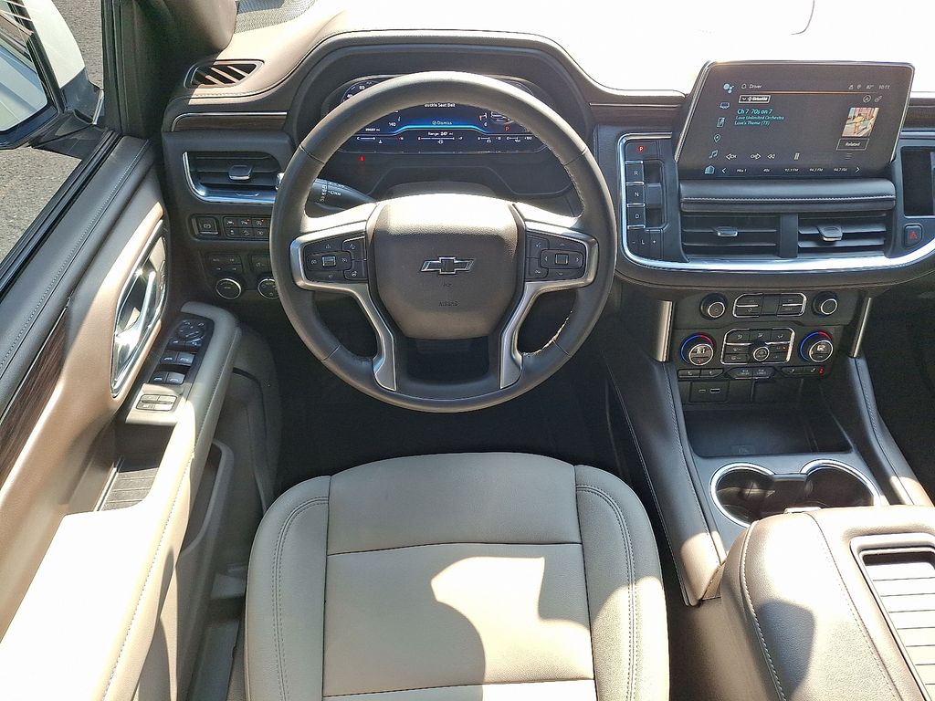 2023 Chevrolet Tahoe Z71 photo 2