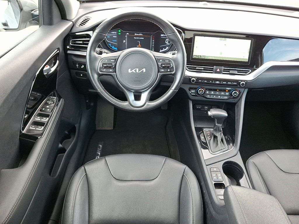 2022 Kia Niro EX Premium photo 2