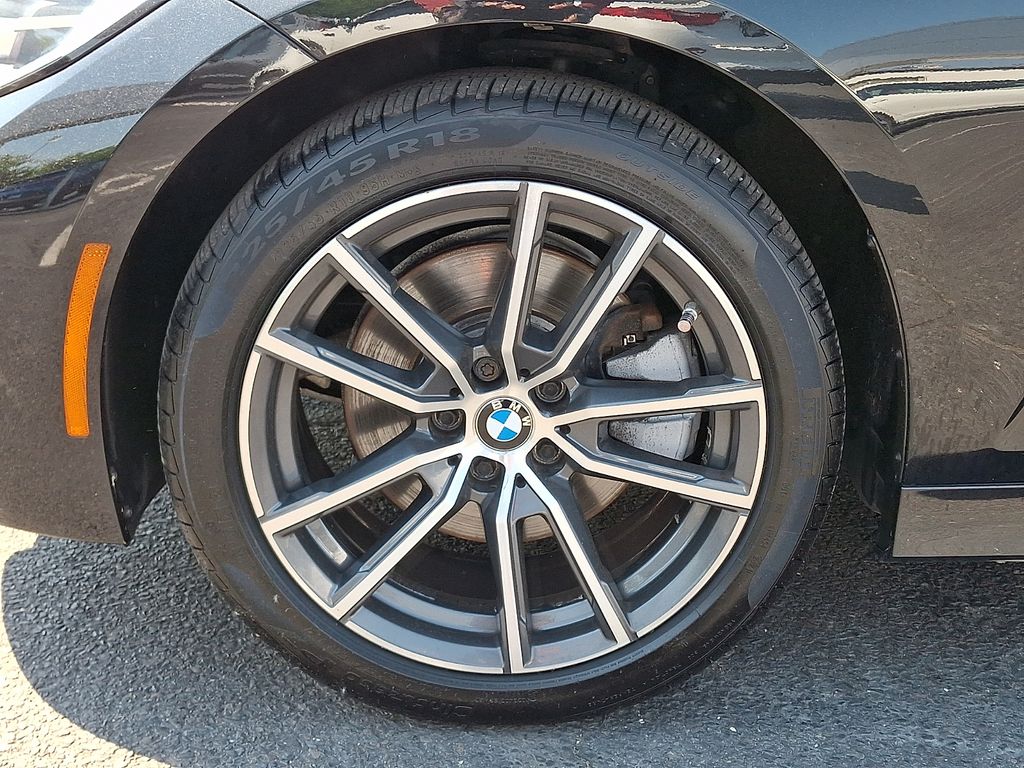 2021 BMW 3 Series 330i - Photo 12