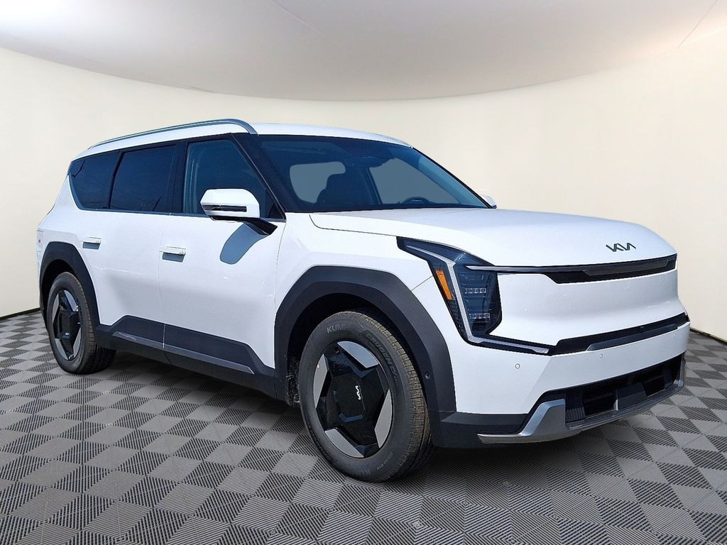 New 2026 Kia EV9 Wind SUV