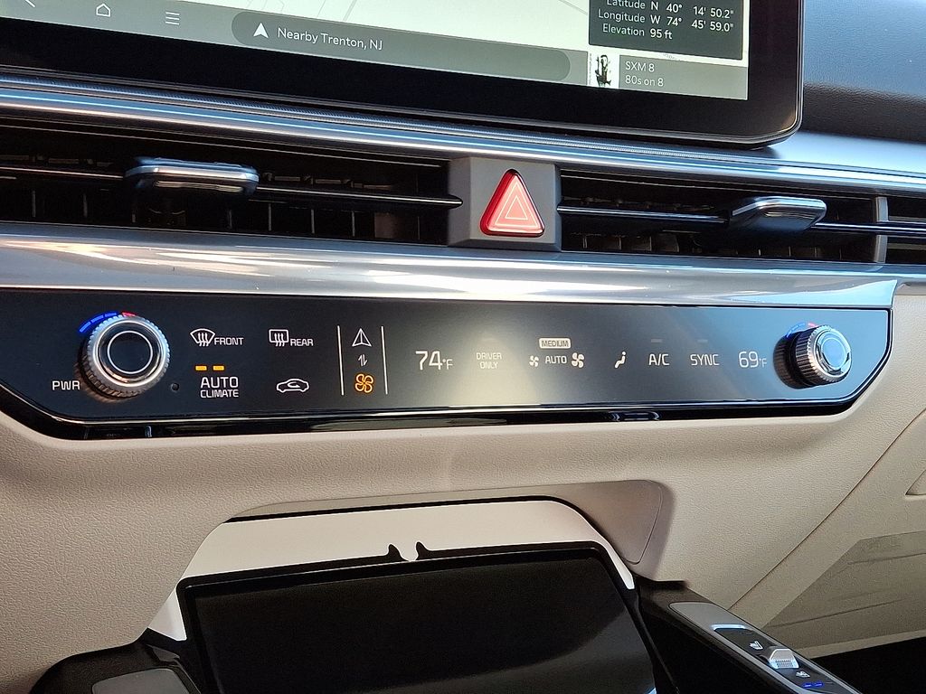 2025 Kia Sorento SX Prestige - Photo 13
