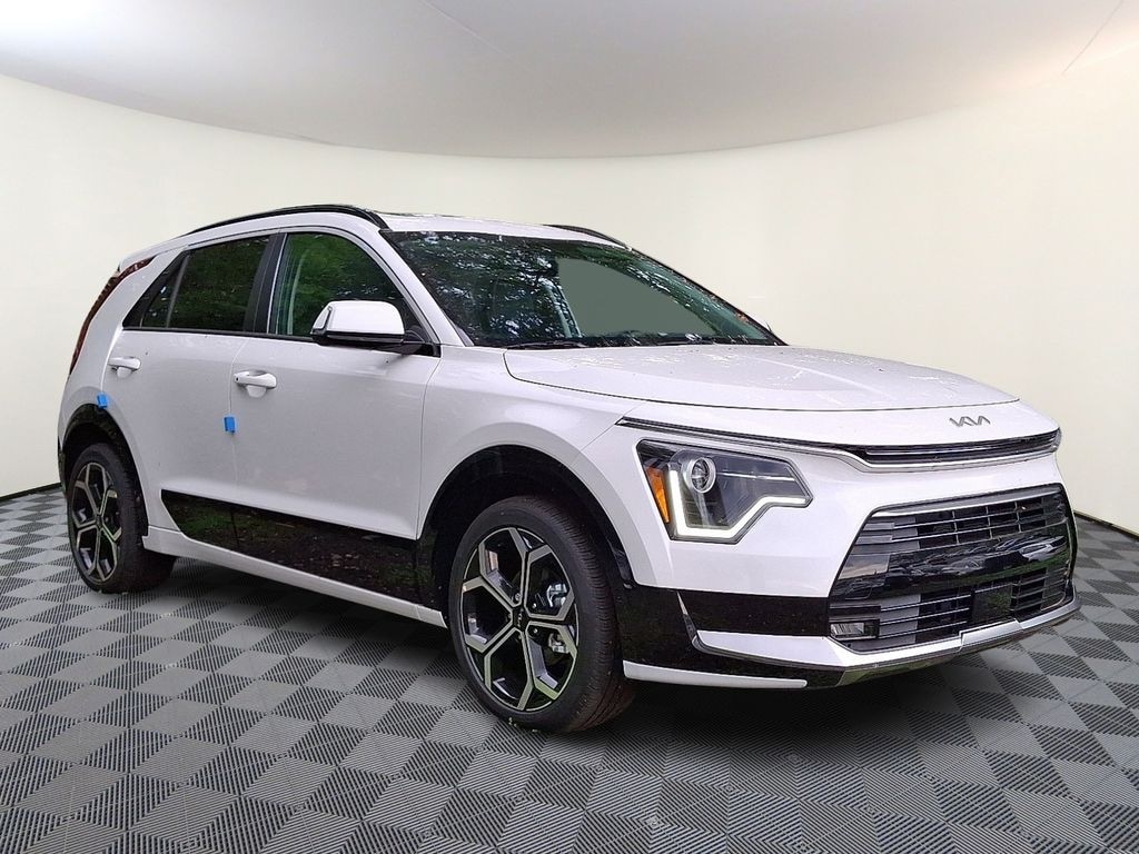 New 2025 Kia Niro EX Touring SUV