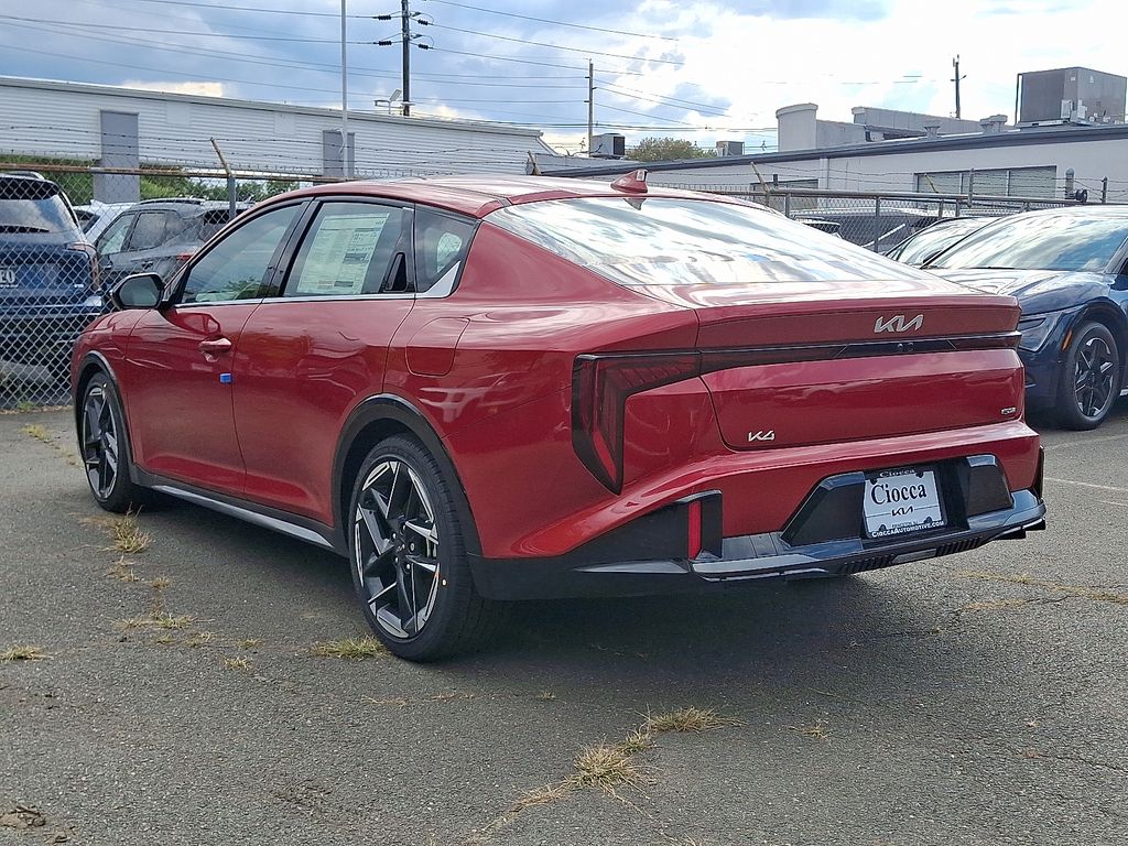 2025 Kia K4 GT-Line - Photo 6