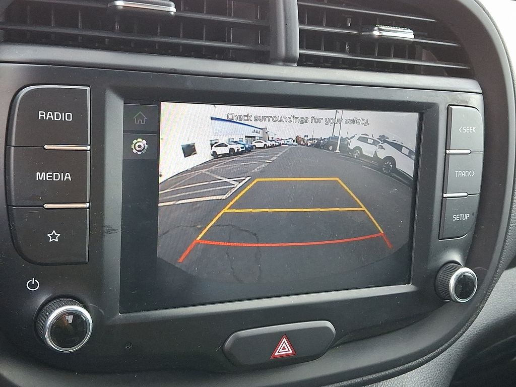 2022 Kia Soul LX photo 4