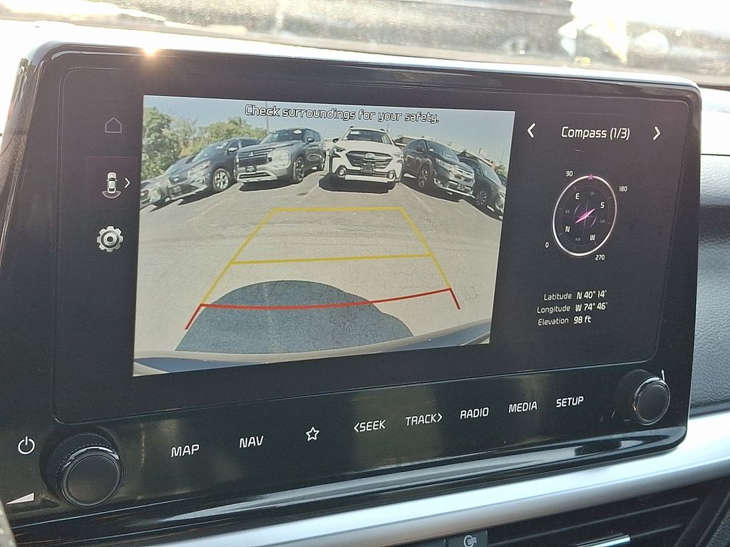 2023 Kia Forte GT-Line photo 4