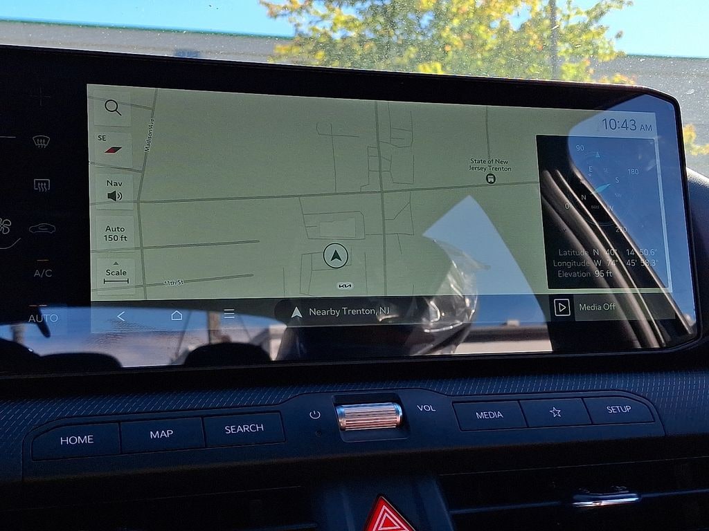 New 2025 Kia K4 GT-Line Sedan