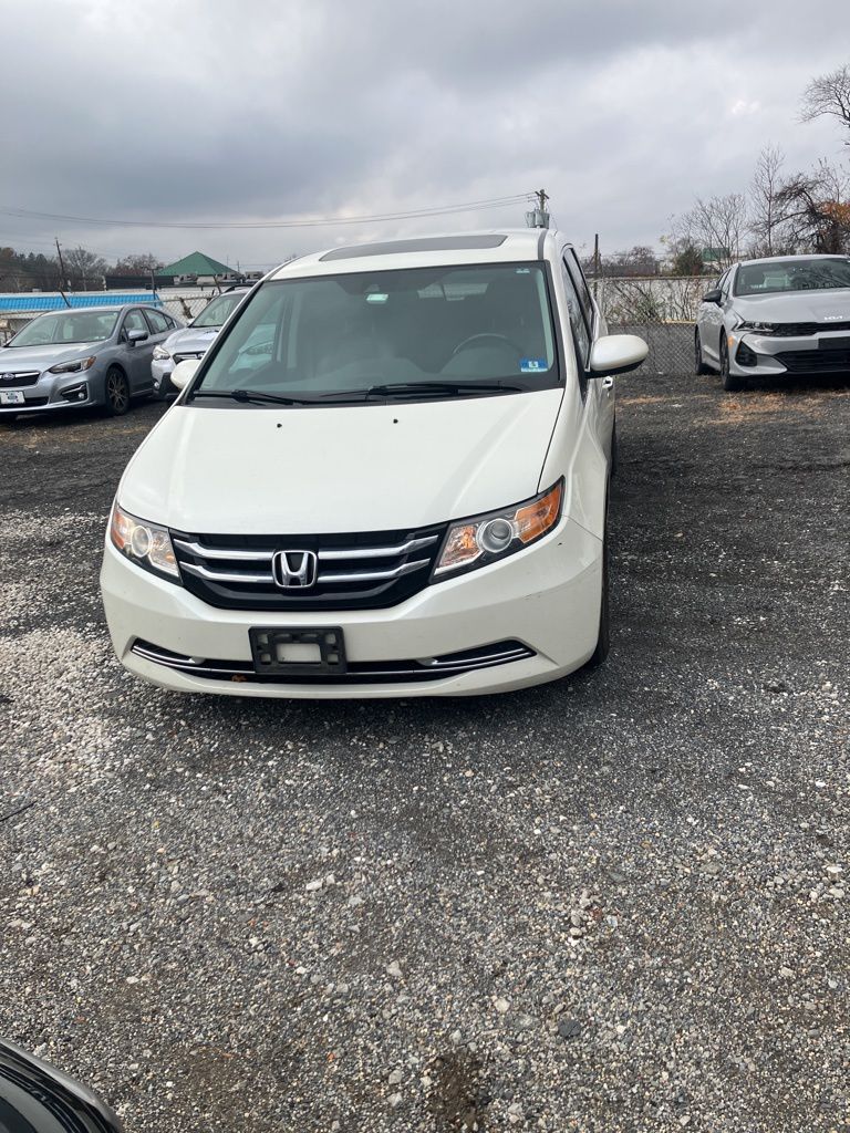 2016 Honda Odyssey EX-L photo 2
