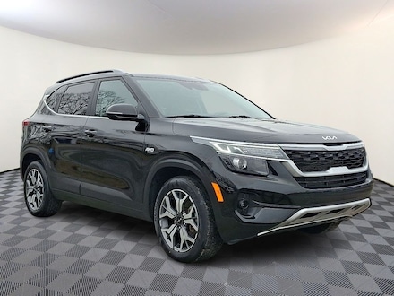 2022 Kia Seltos EX SUV