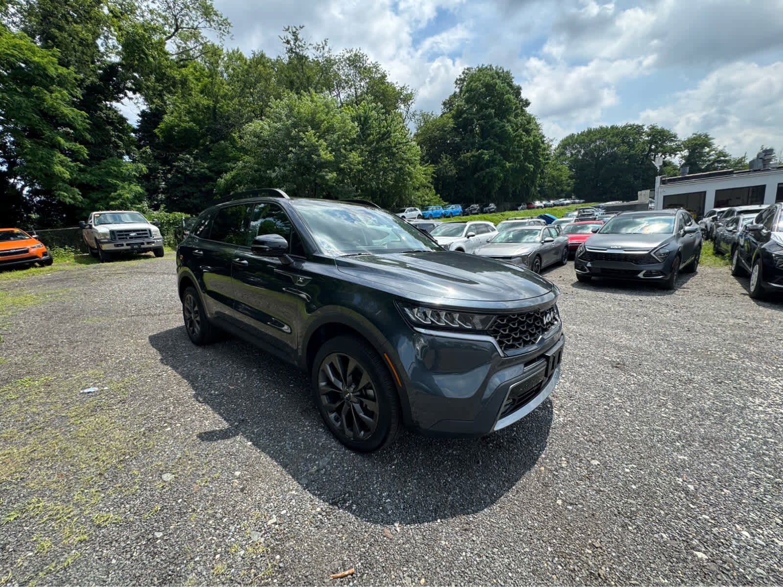 2022 Kia Sorento X-Line EX photo 2