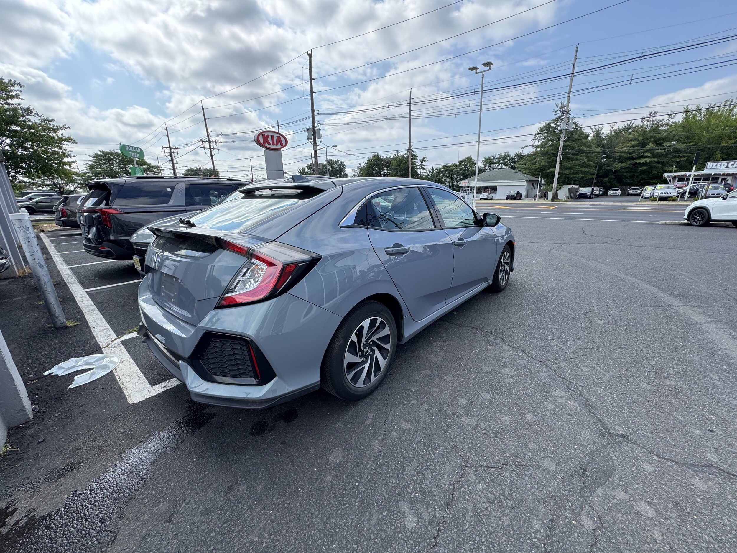 2019 Honda Civic LX Hatchback photo 4