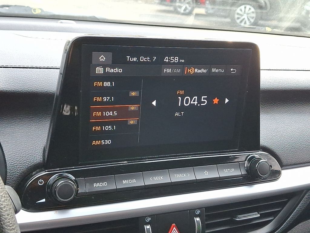 2023 Kia Forte LXS photo 3