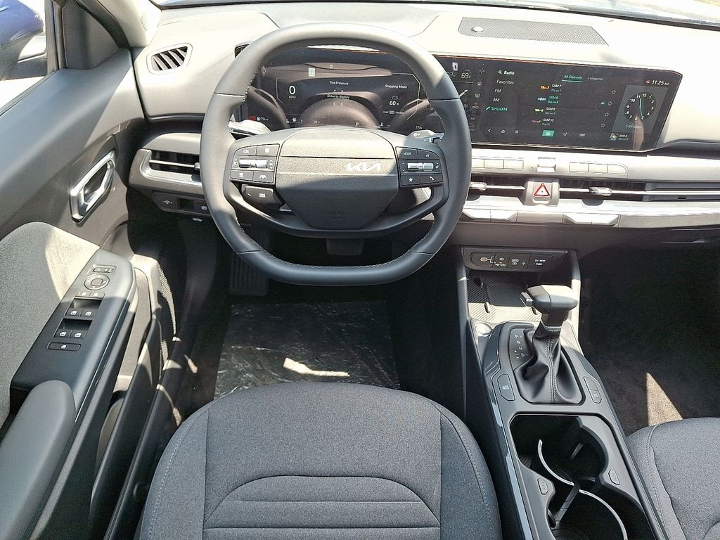 New 2025 Kia K4 EX Sedan