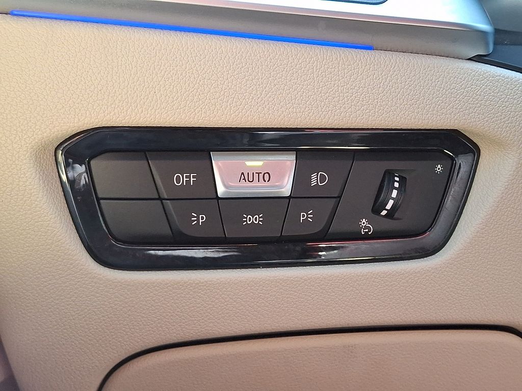 2021 BMW 3 Series 330i - Photo 26