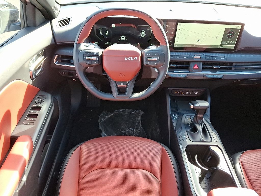 New 2025 Kia K4 GT-Line Sedan