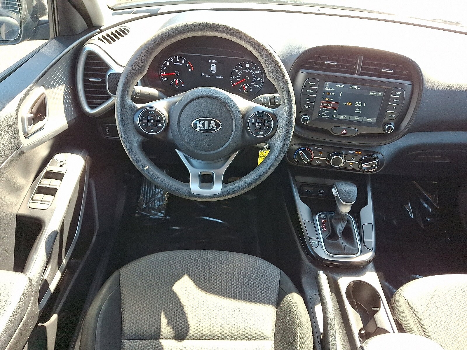 2021 Kia Soul LX photo 2