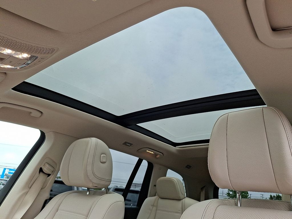 2020 Mercedes-Benz GLS GLS580 - Photo 16