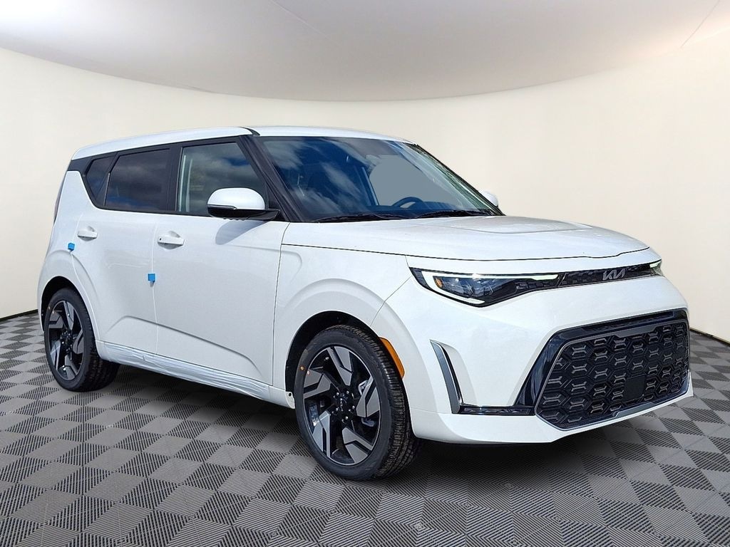 New 2025 Kia Soul GT-Line Hatchback