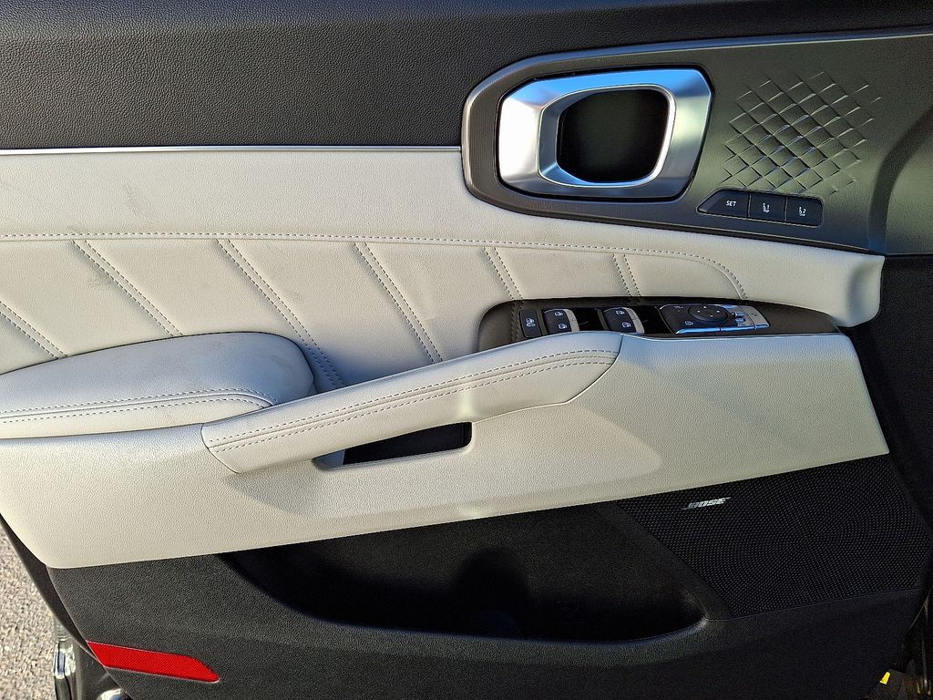 2025 Kia Sorento SX Prestige - Photo 9