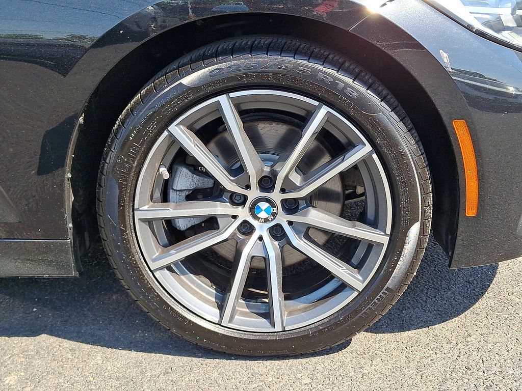 2021 BMW 3 Series 330i - Photo 11