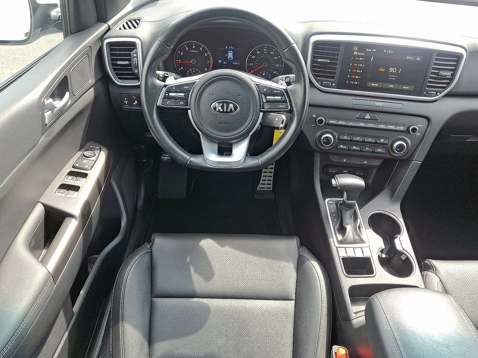 2022 Kia Sportage Nightfall Edition photo 2