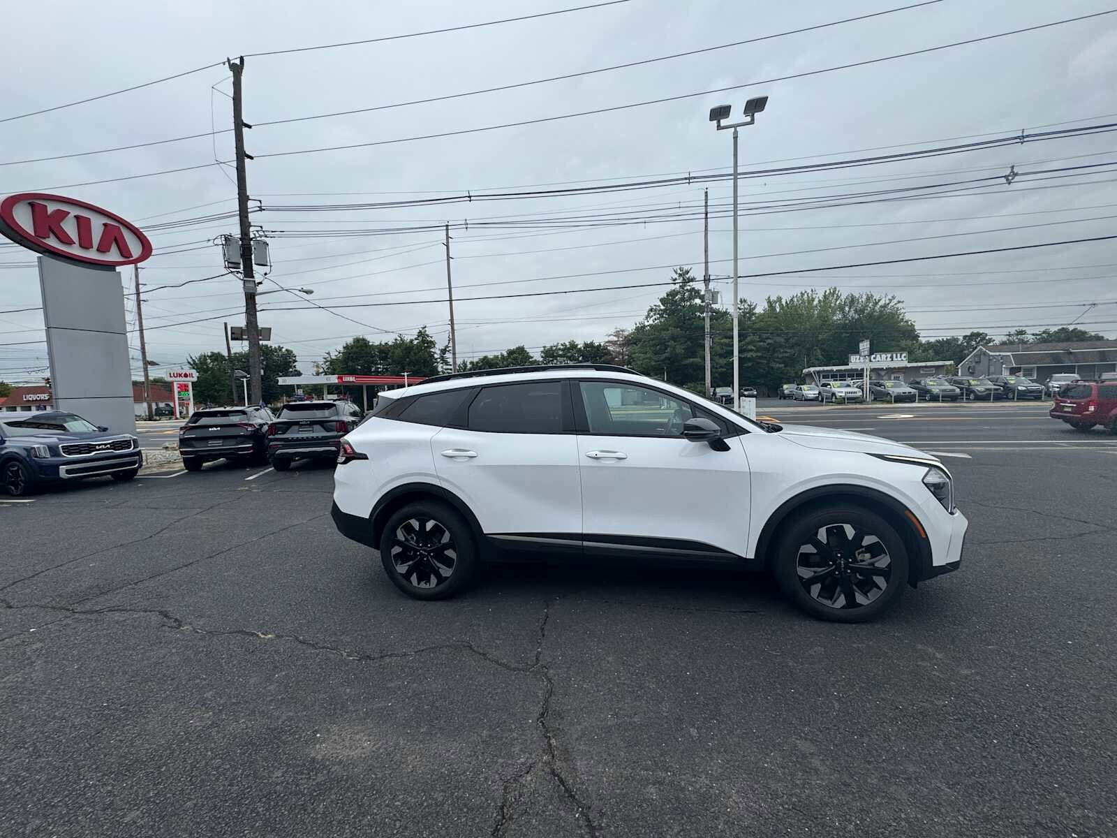 2023 Kia Sportage X-Line photo 3