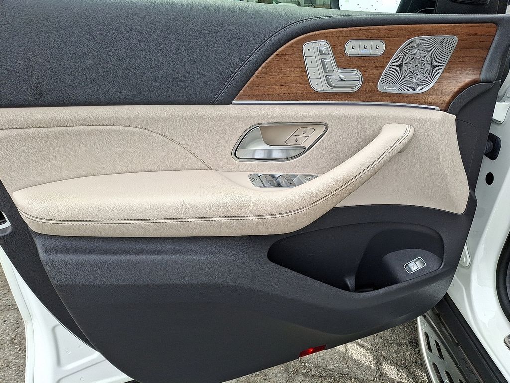 2020 Mercedes-Benz GLS GLS580 - Photo 14
