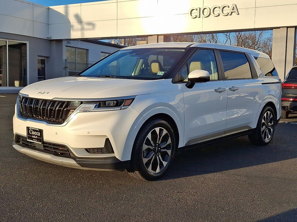 2022 Kia Carnival EX - Photo 6