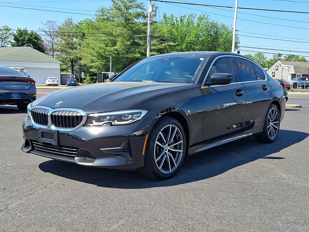 2021 BMW 3 Series 330i - Photo 6