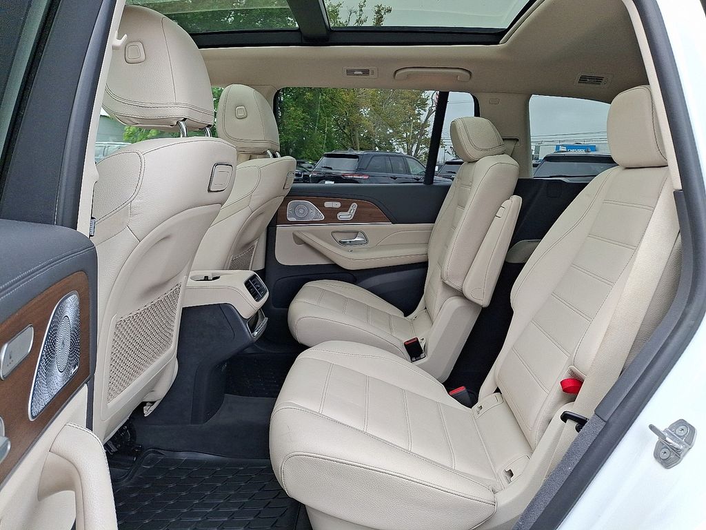 2020 Mercedes-Benz GLS GLS580 - Photo 13