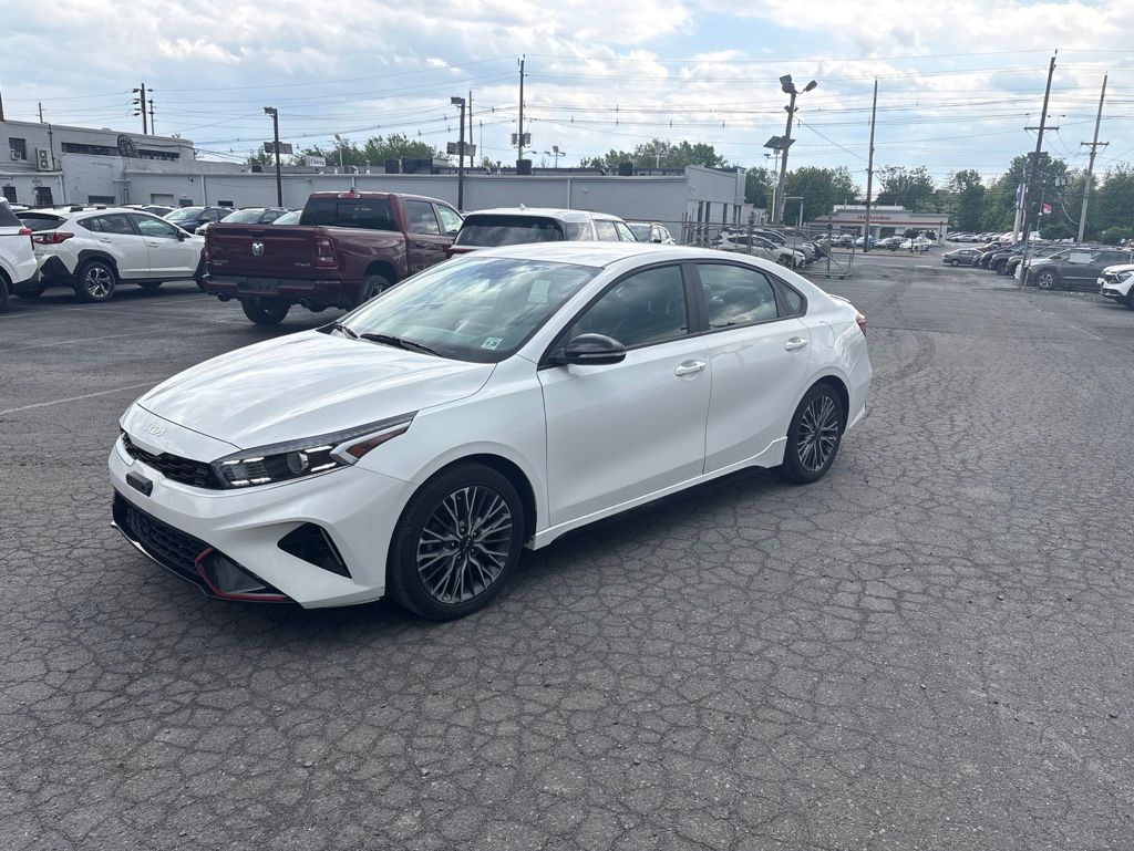 2023 Kia Forte GT-Line AT's photo