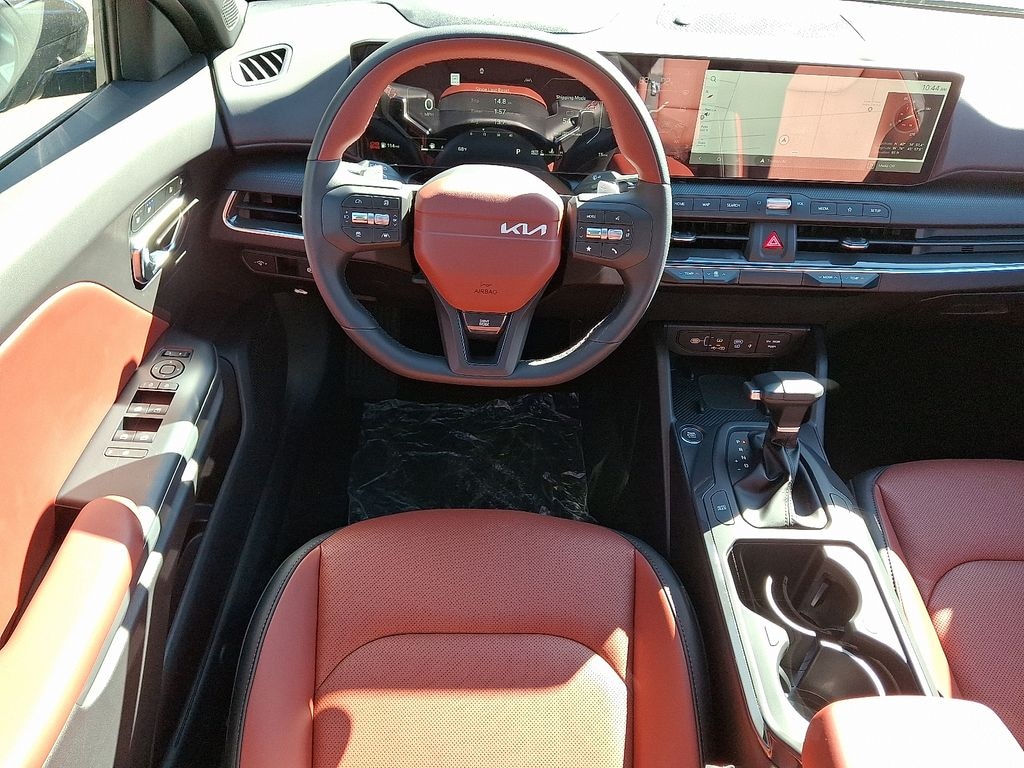 New 2025 Kia K4 GT-Line Sedan