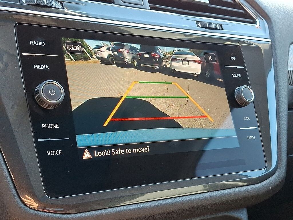 Used 2022 Volkswagen Tiguan 2.0T SE SUV