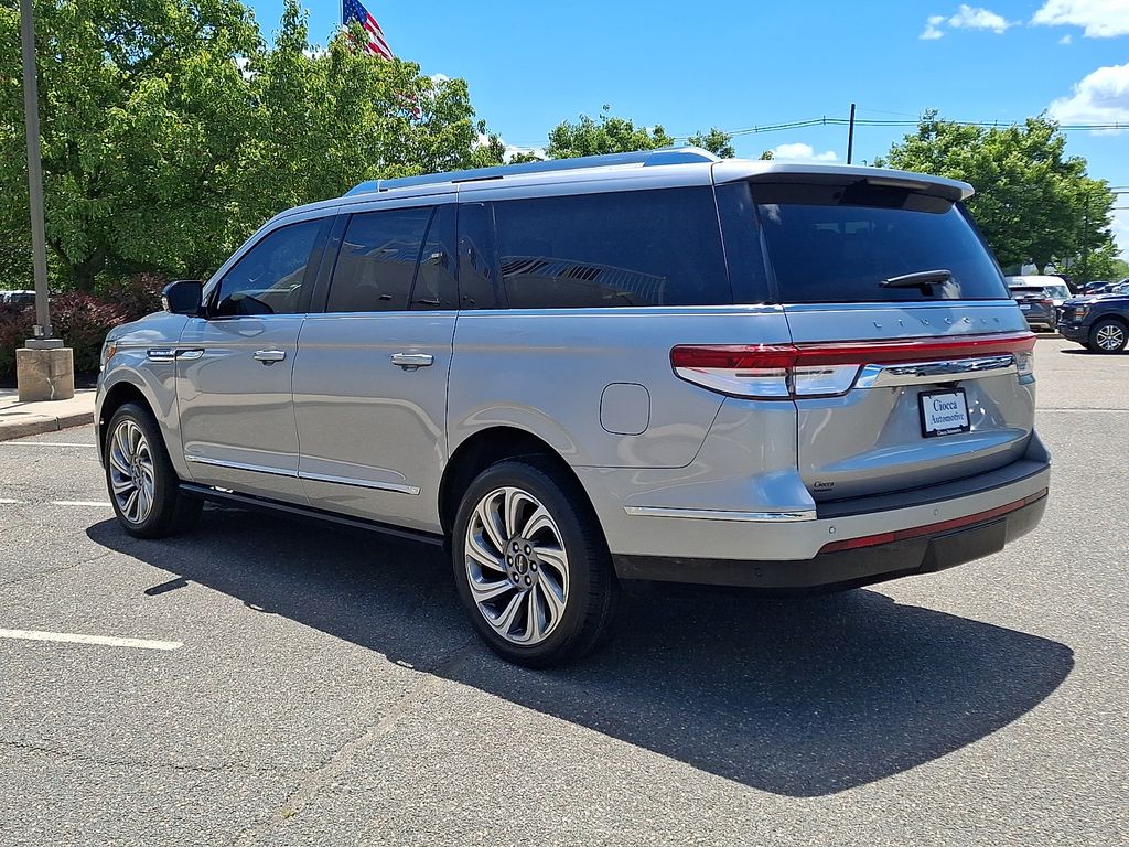 2022 Lincoln Navigator Reserve L - Photo 7