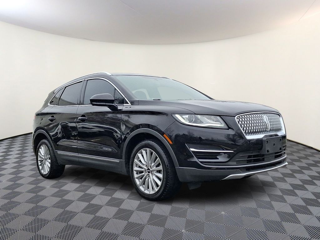 2019 Lincoln MKC Base