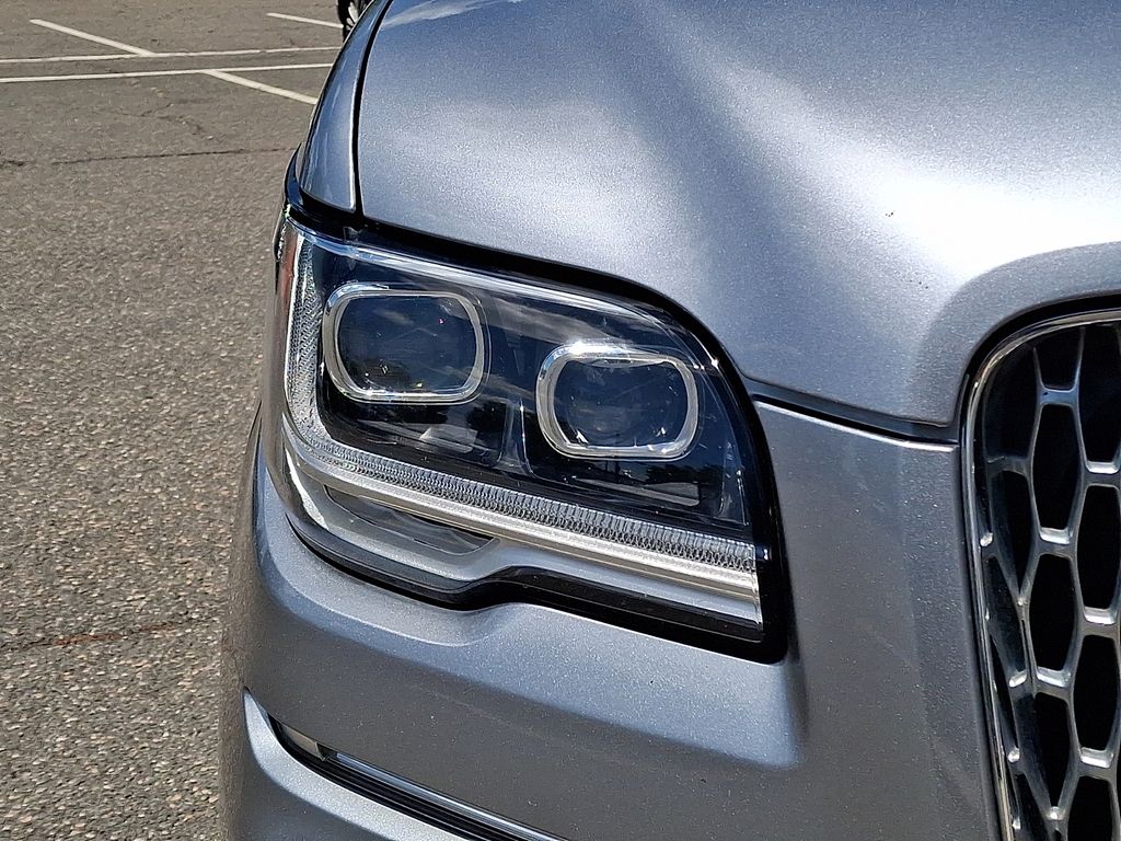 2022 Lincoln Navigator Reserve L - Photo 12