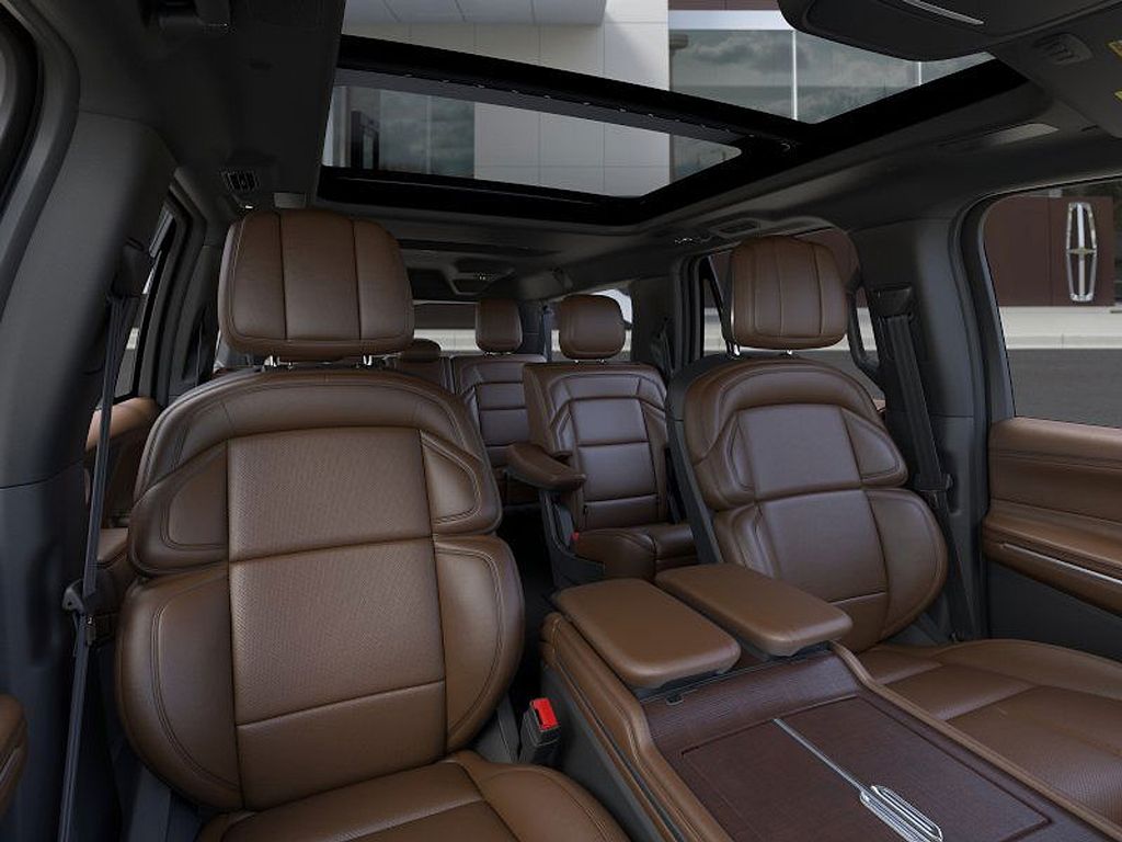 2026 Lincoln Navigator Reserve L - Photo 10