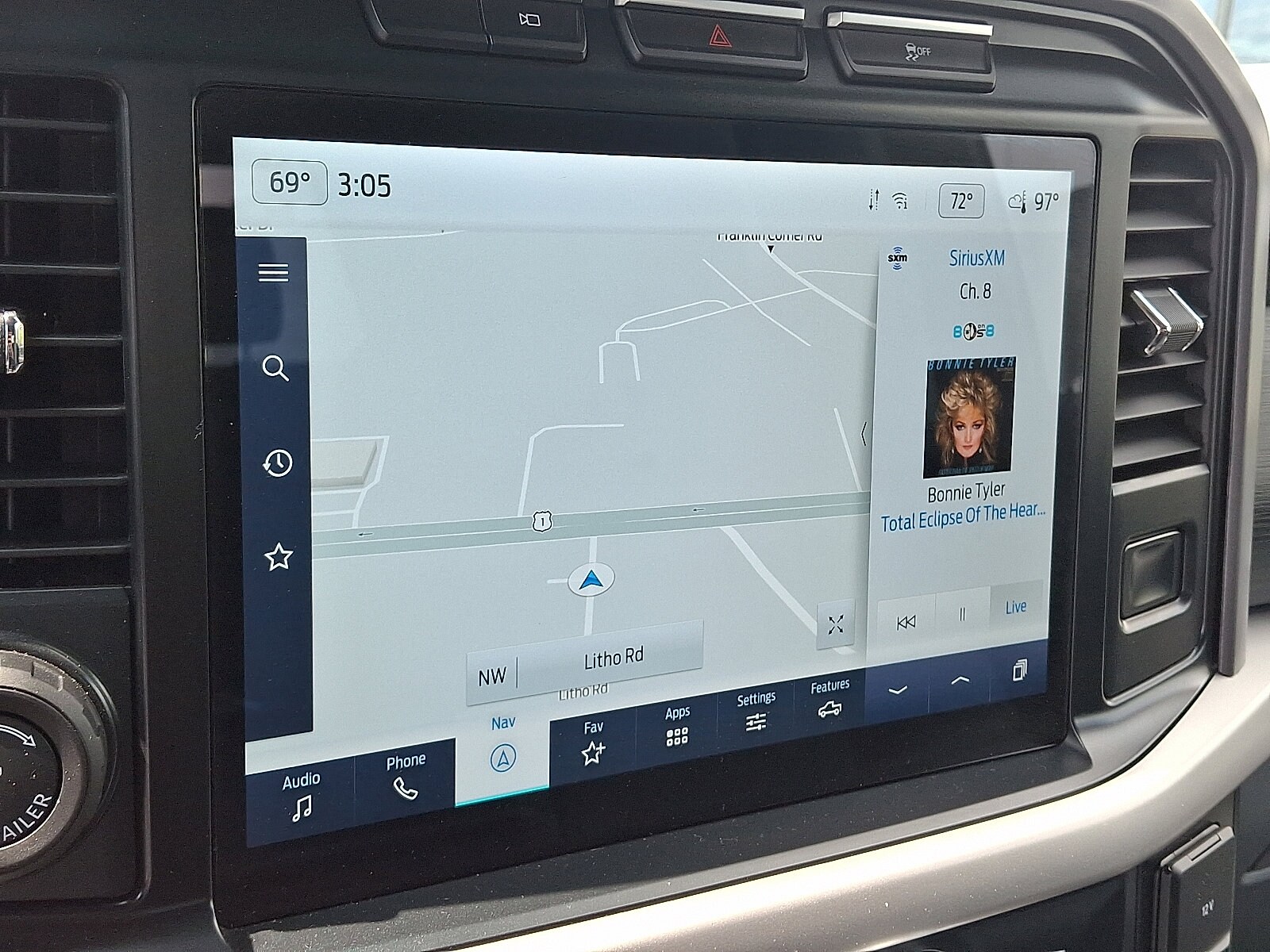 2022 Ford F-150 XLT photo 3