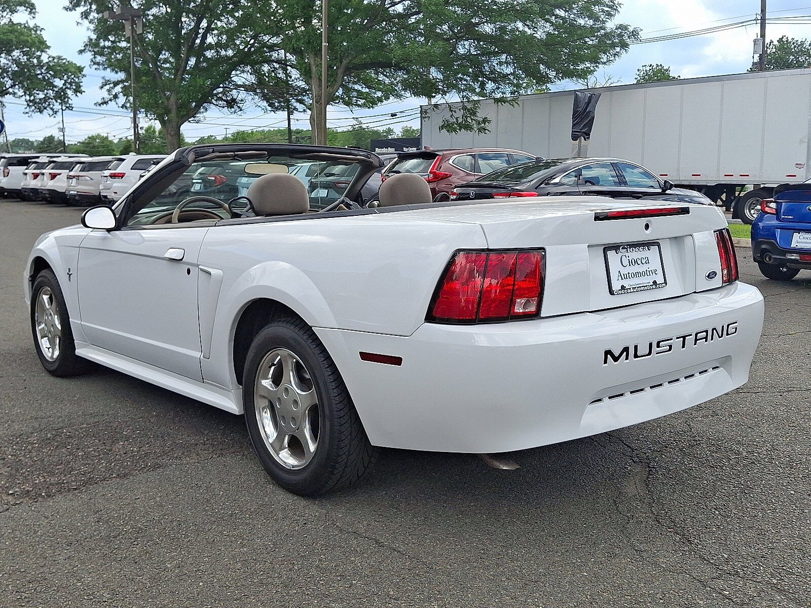 2003 Ford Mustang V6 Convertible photo 4