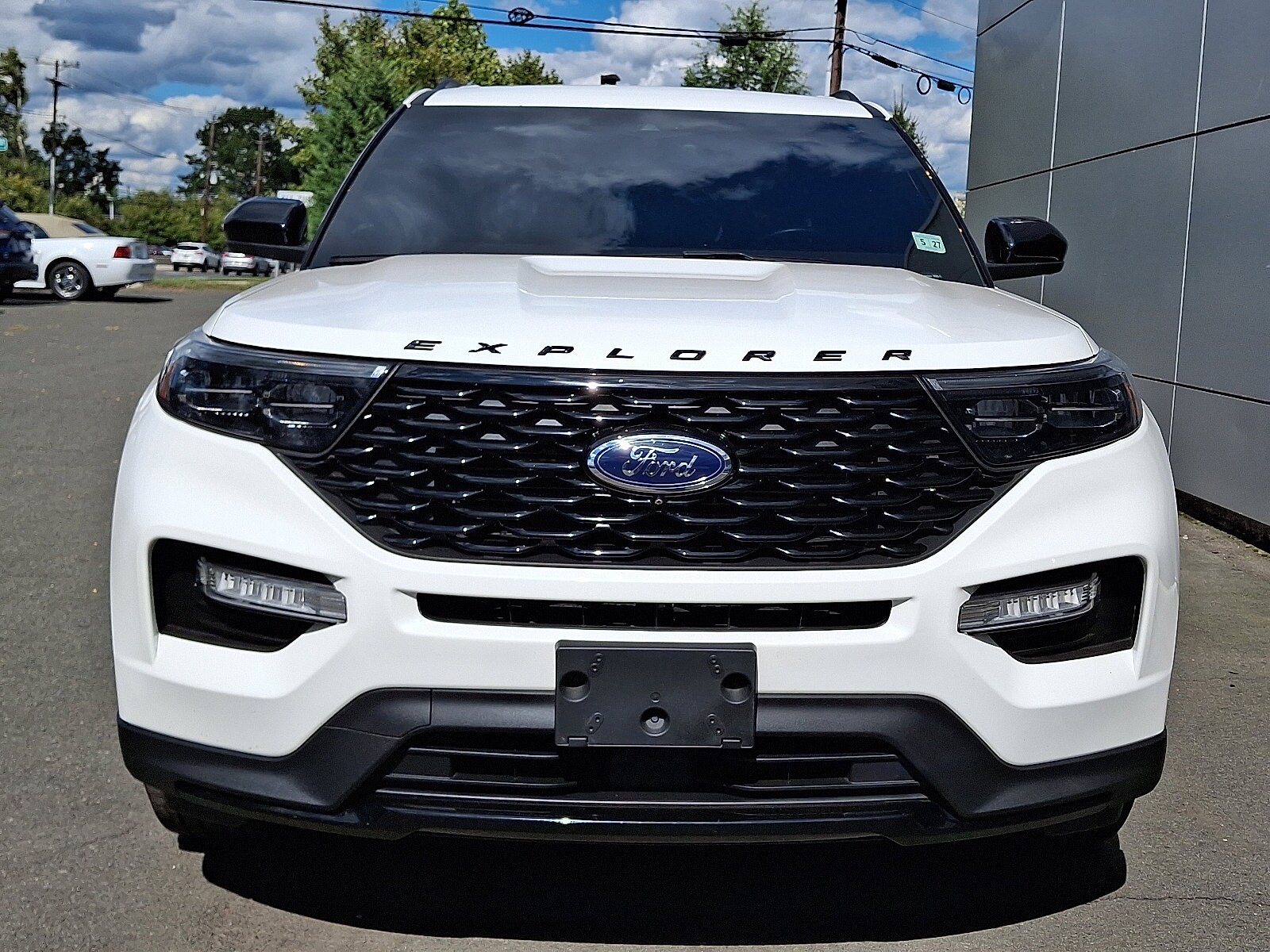 2022 Ford Explorer ST-Line photo 4