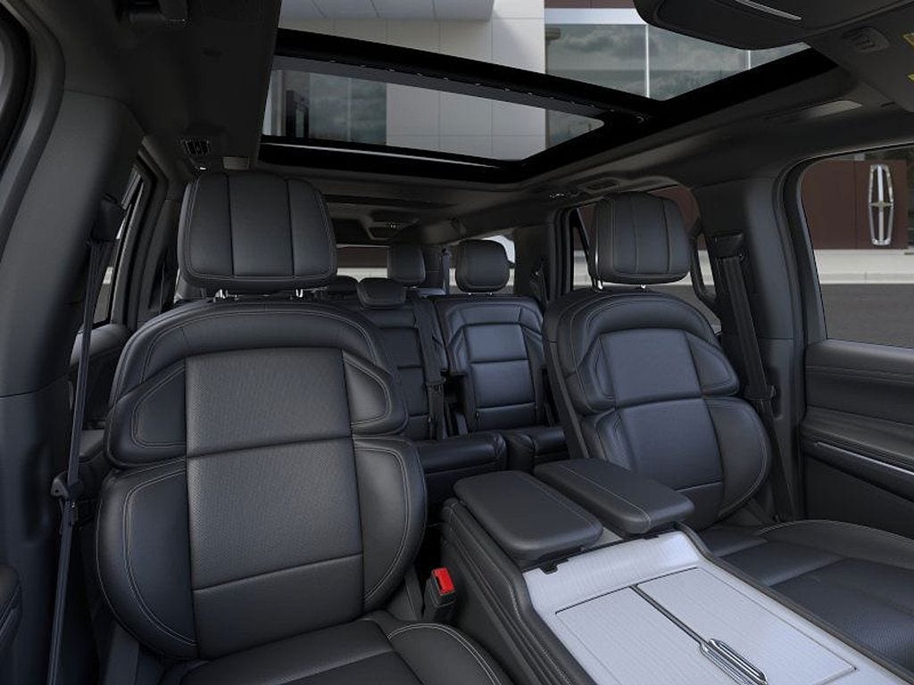 2026 Lincoln Navigator Reserve L - Photo 10