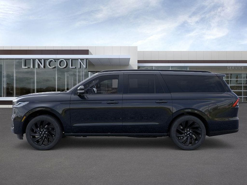 New 2026 Lincoln Navigator L Reserve SUV