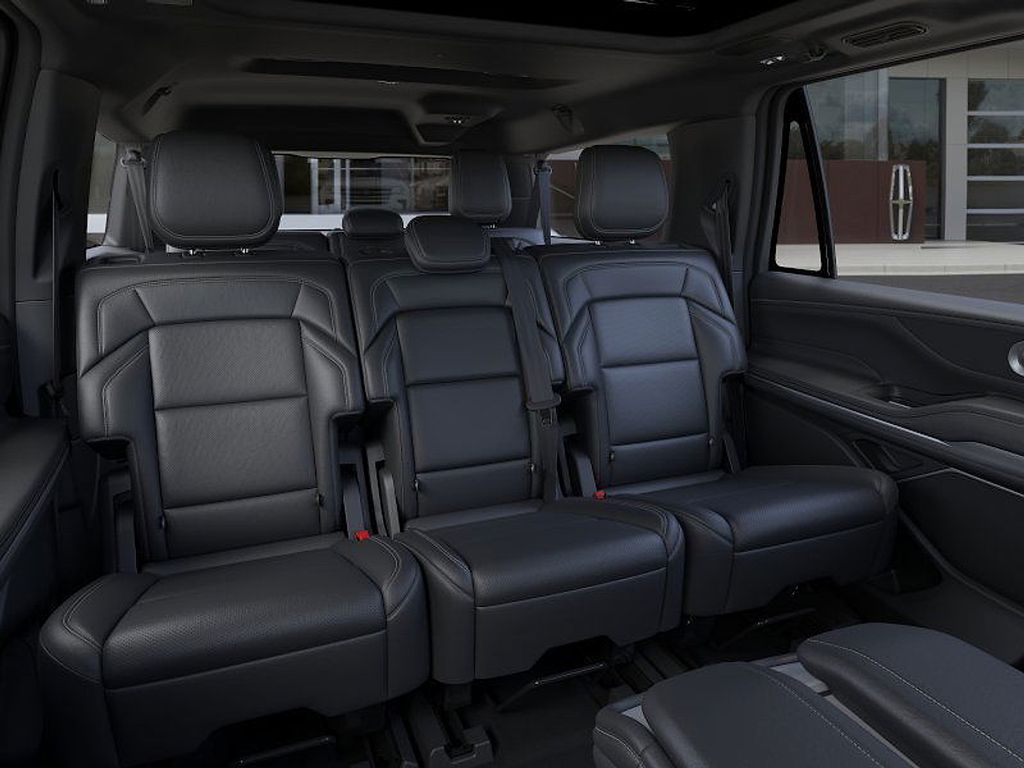 2026 Lincoln Navigator Reserve L - Photo 11