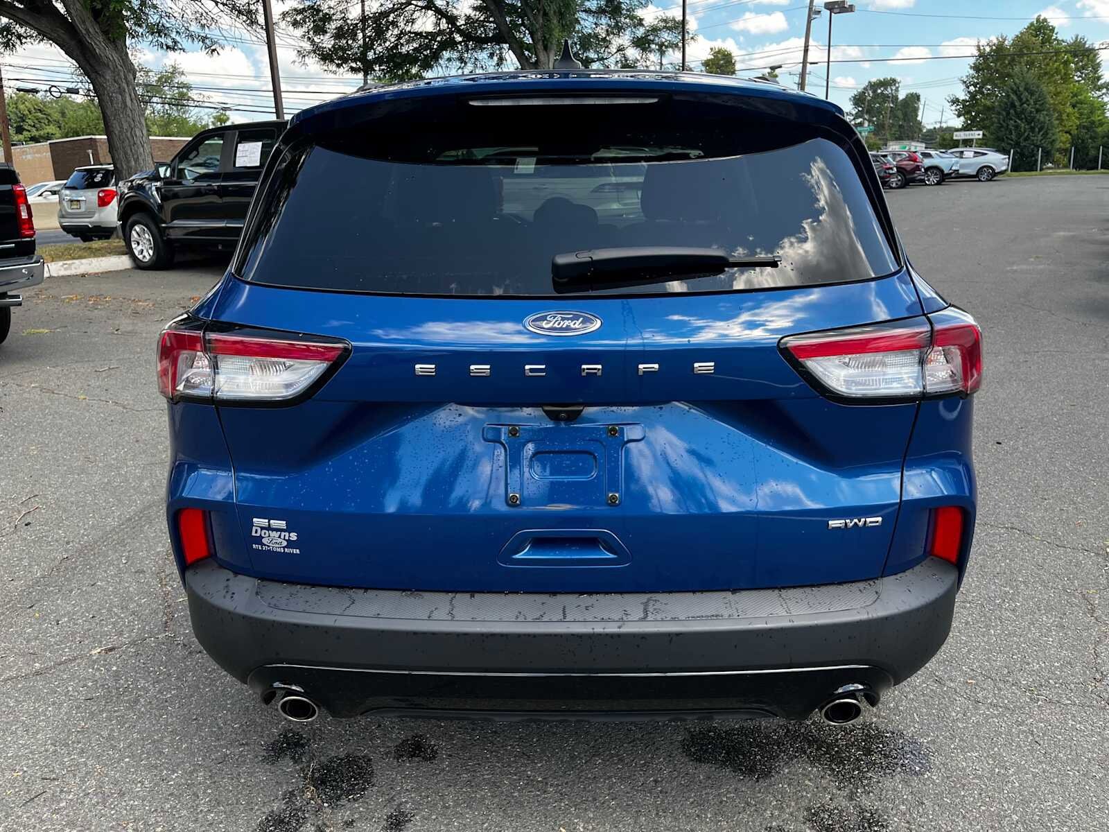 2022 Ford Escape SE photo 4